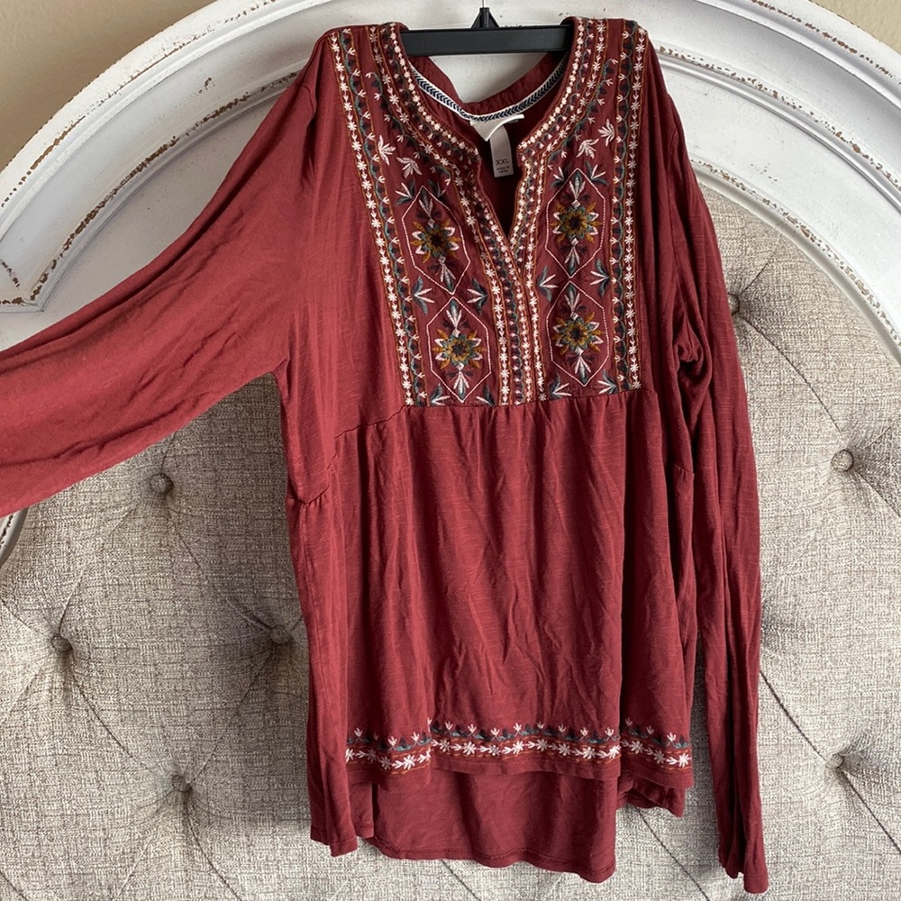 Knox Rose | Long Sleeve Embroidered Top